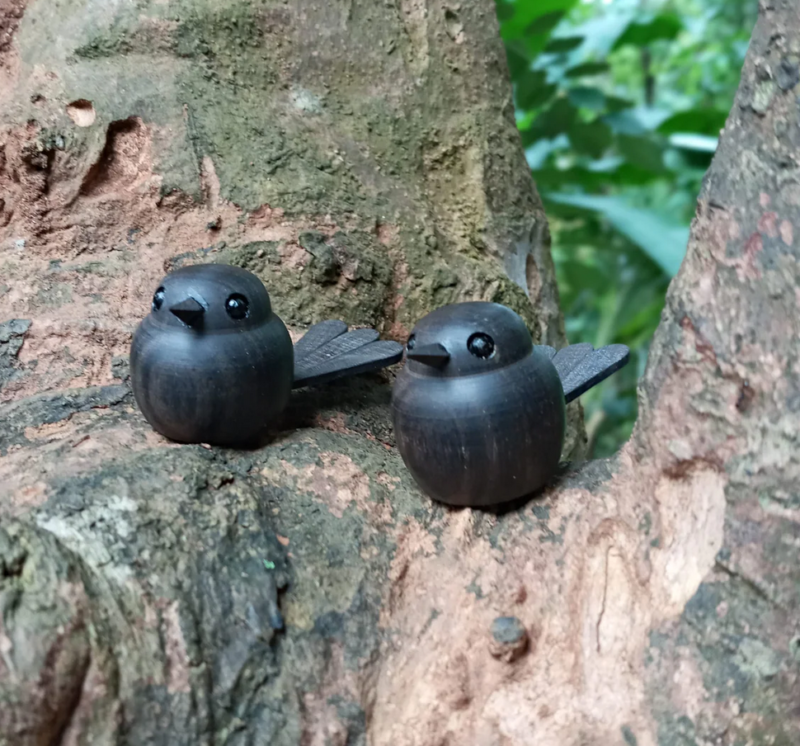 Wooden black bird,bird figurine,wooden bird figurines,small bird,bird sculpture,black birds,miniature wooden bird,Gift for bird lovers,Raven